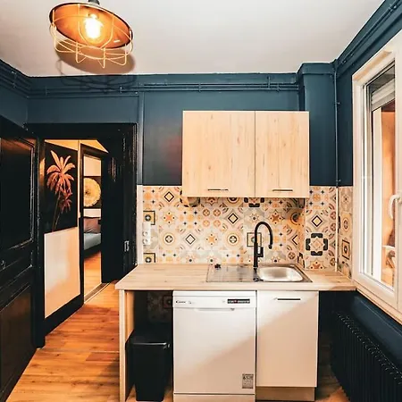 Charme Centre * 콜마