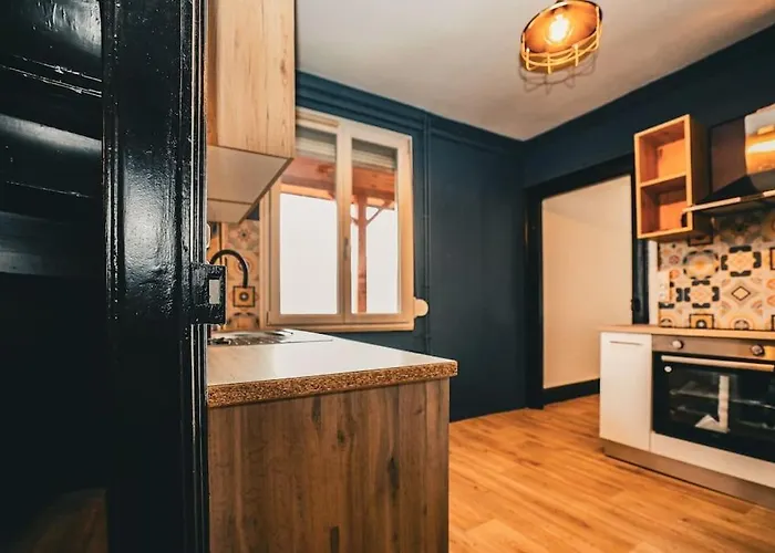 Charme Centre Апартаменты Кольмар